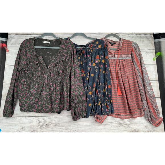 Lot of 3 Lucky Brand Floral BOHO Blouses Womens Small Multicolor Tassled - Picture 1 of 16